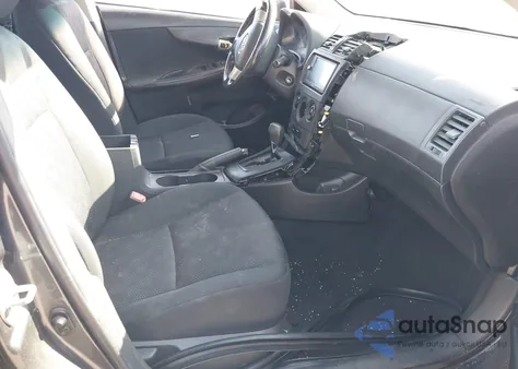 2009 Toyota Corolla S z USA, uszkodzony, nr VIN 1NXBU40E99Z115620